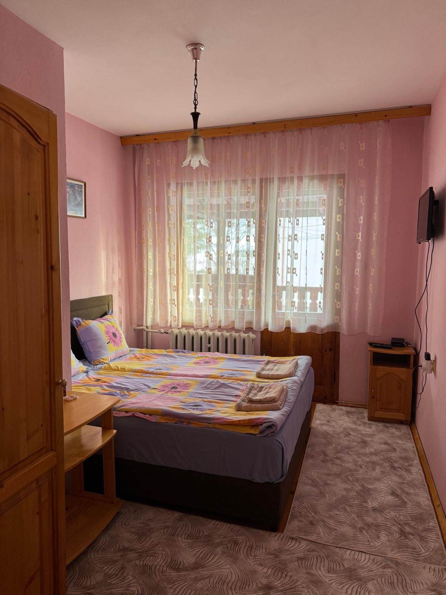 Mama Emiliya Guest House Бели-Искыр Экстерьер фото